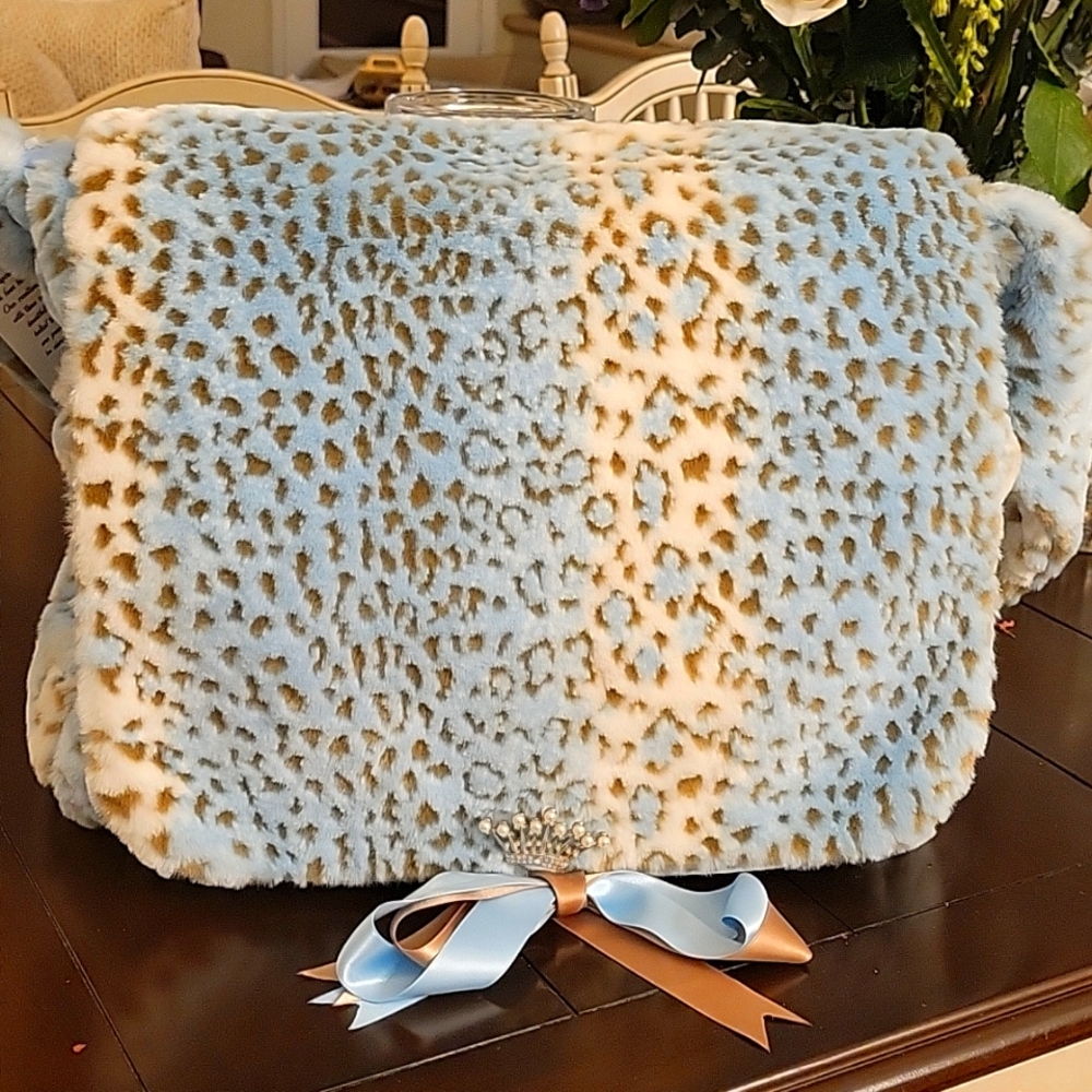 La Belka Ragazza Faux Fur Designer Bag